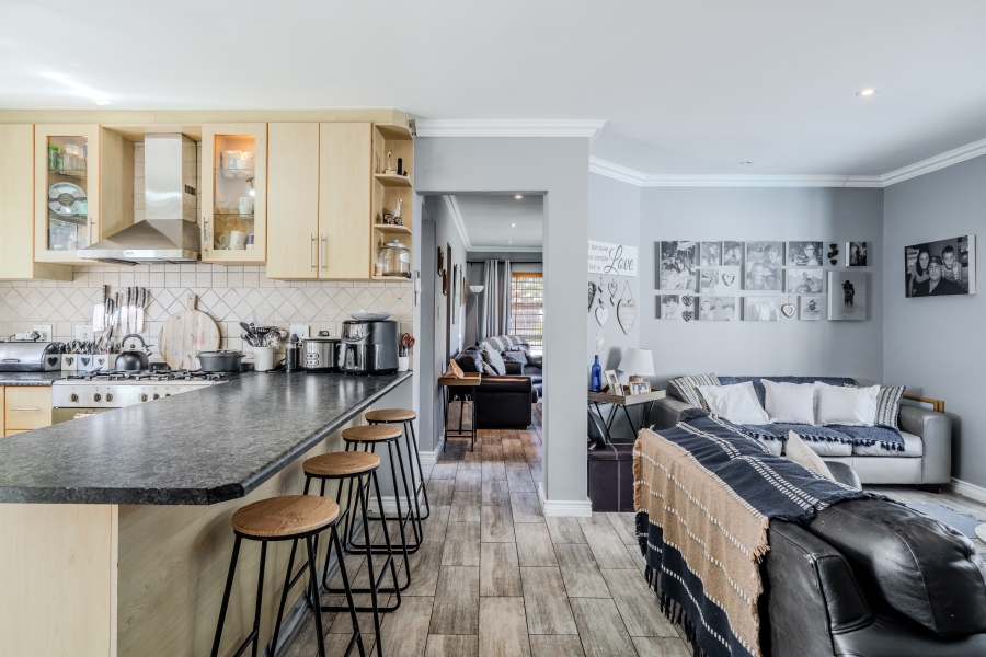 3 Bedroom Property for Sale in Silverglade Western Cape